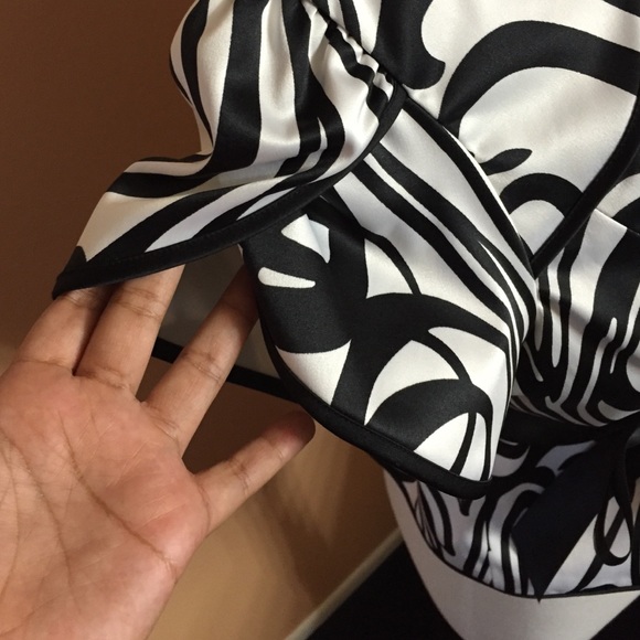 JS Collection Top - Picture 4 of 4